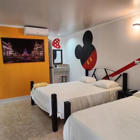 Wally World Inn Comayagua Kültér fotó