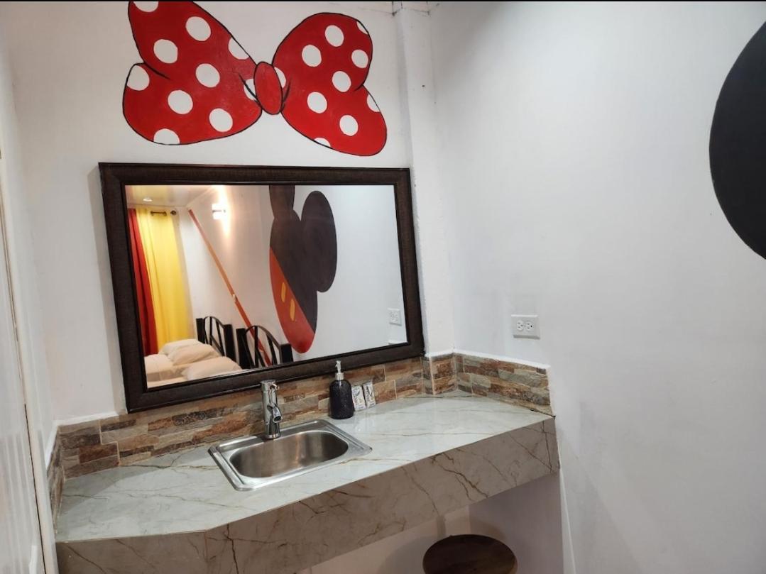 Wally World Inn Comayagua Kültér fotó