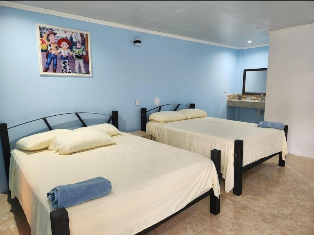 Wally World Inn Comayagua Kültér fotó